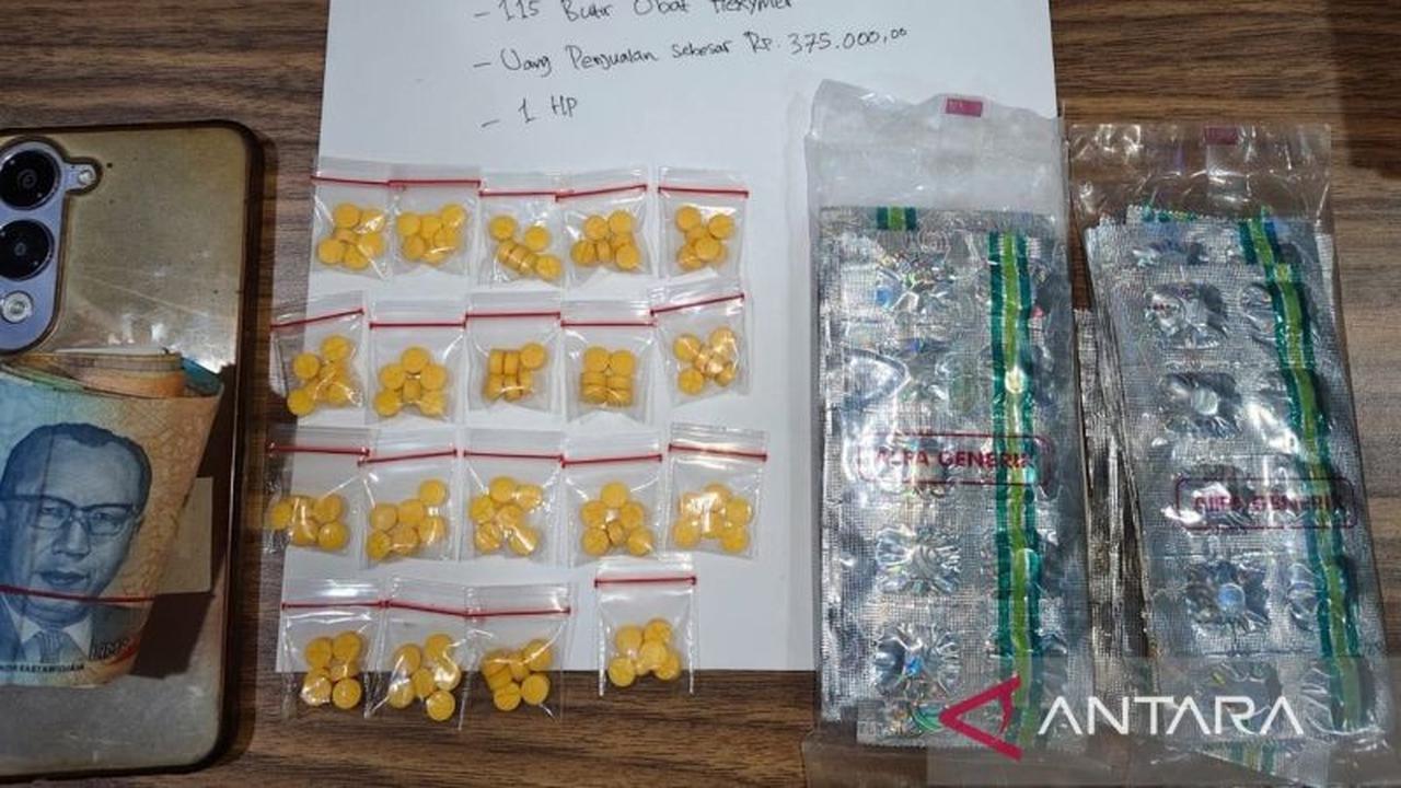 Polres Metro Bekasi Amankan Pengedar Ratusan Butir Obat Daftar G di Babelan