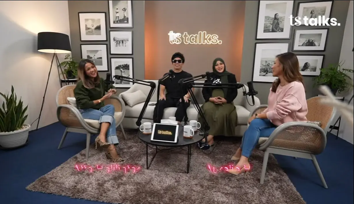 Atta Halilintar dan Aurel Hermansyah (Youtube/TS Media)