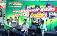 Evalube ngabuburit bersama komunitas bikers