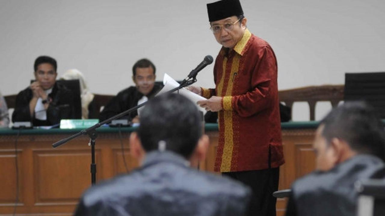 Waryono Karno bacakan nota pembelaan atas tuntutan JPU