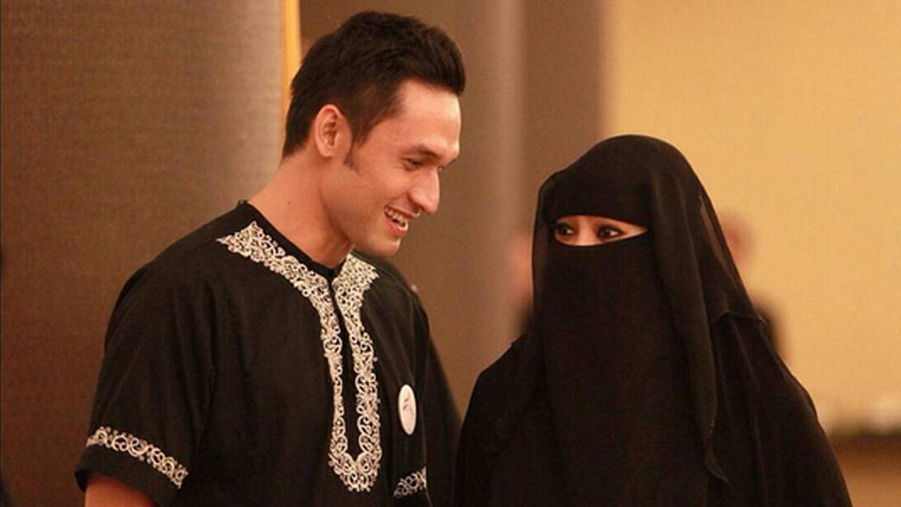 Indra Bruggman dan wanita bercadar