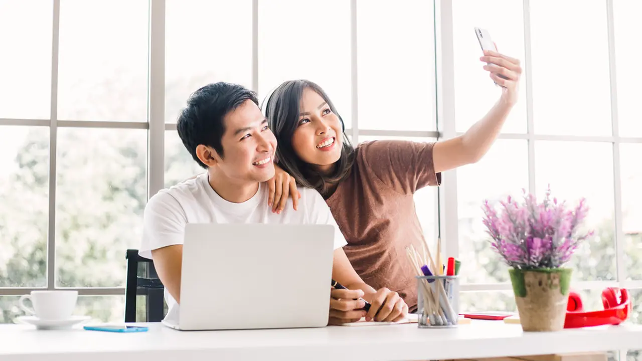pasangan cinta