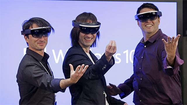 HoloLens, Headset Komputer Canggih dari Microsoft