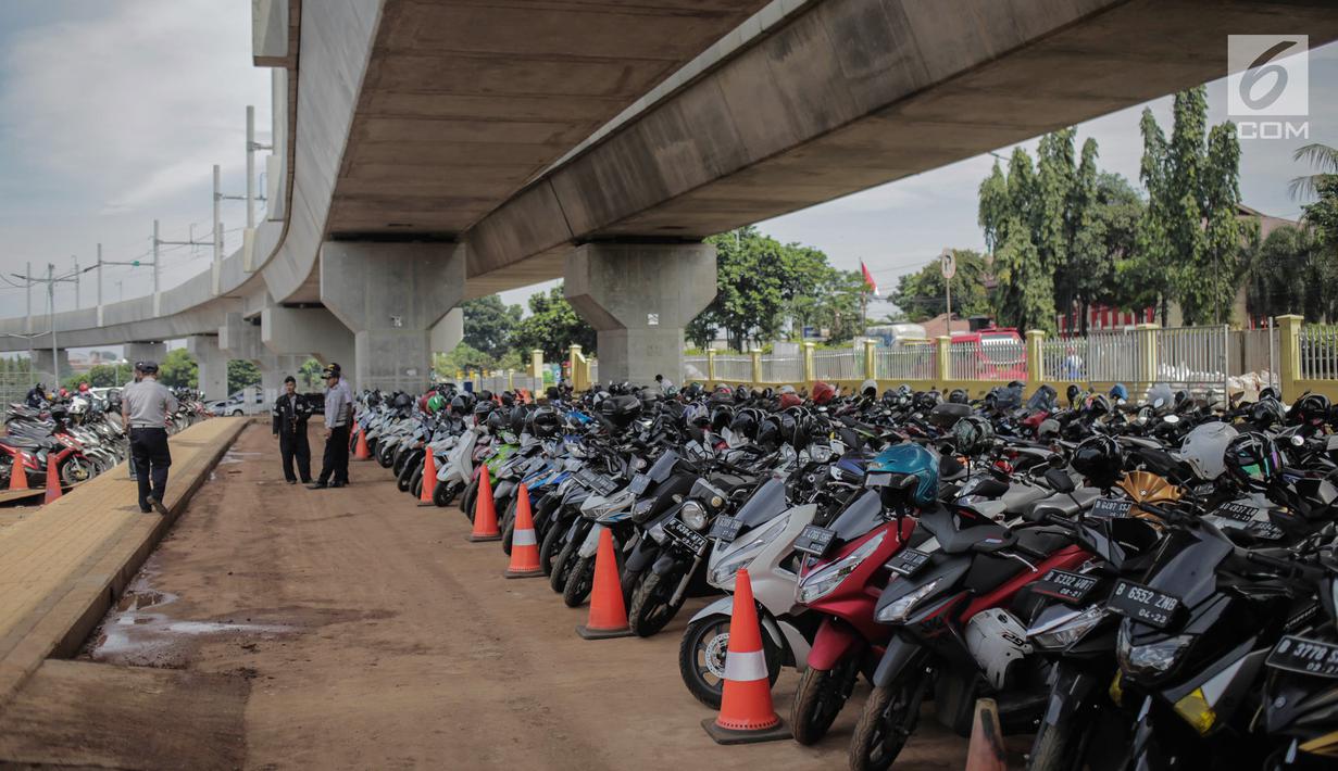 Foto Mulai Beroperasi Park And Ride Lebak Bulus Dipenuhi Pengguna Mrt News Liputan6 Com