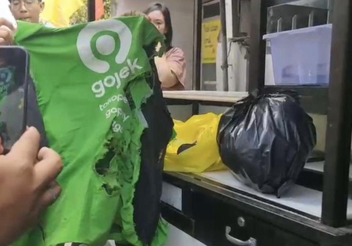 Jaket Hijau Sobek Jadi Bukti Tragis Affan Ojol Meninggal Dilindas Mobil Rantis Brimob