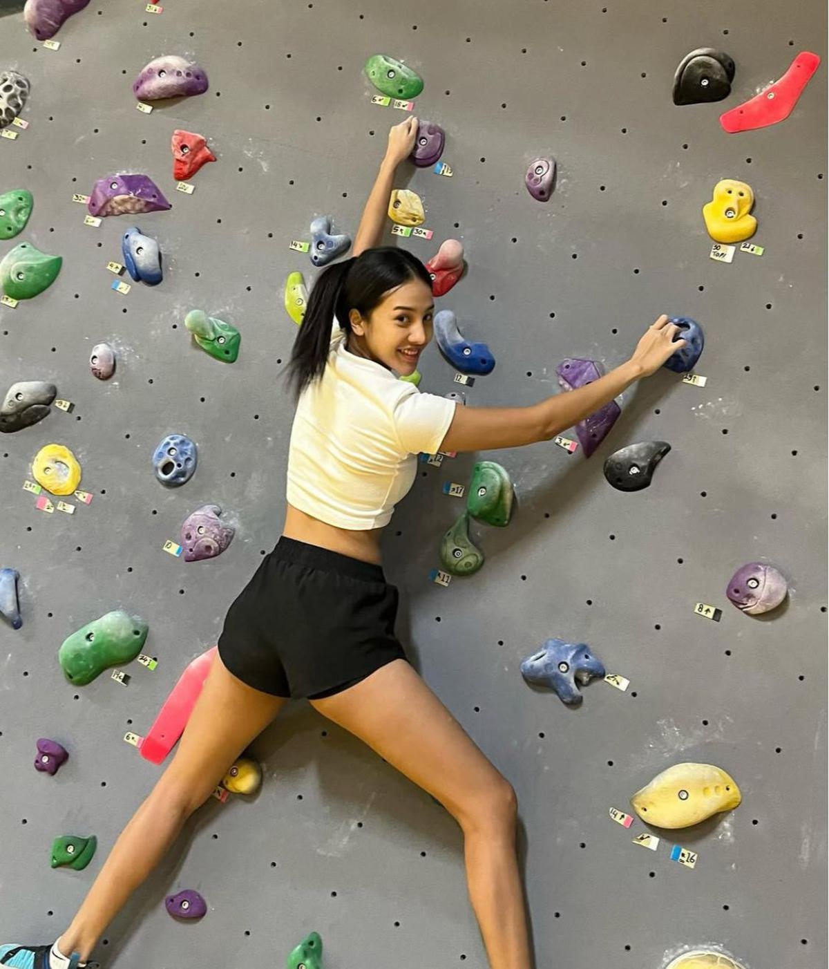 Tampil Sporty dan Stylish, Intip Potret Anya Geraldinedalam Berbagai Kegiatan Olahraga