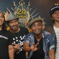 Perayaan ulang tahun ANTV akan dimeriahkan oleh banyak musisi. Salah satu musisi yang akan tampil pada malam puncak bertajuk Indonesia Keren 2 itu Slank. (Bambang E. Ros/Bintang.com)