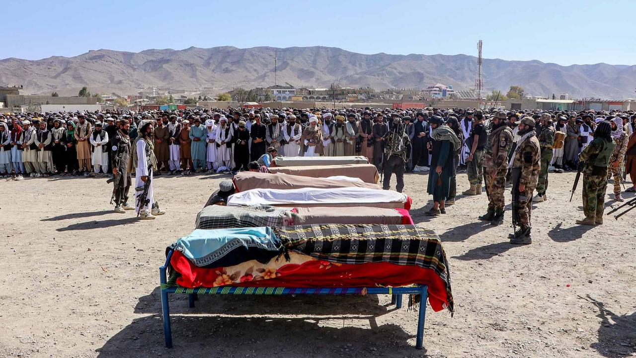 FOTO: Duka di Perbatasan, Serangan Udara Pakistan Renggut 10 Nyawa di Afghanistan