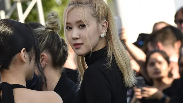 Gaya BLACKPINK di Red Carpet MTV VMA 2022, Kompak Kenakan Busana Hitam