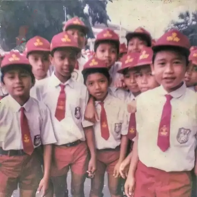 Potret Lawas 6 Artis Bareng Teman SD, Parasnya Bikin Pangling
