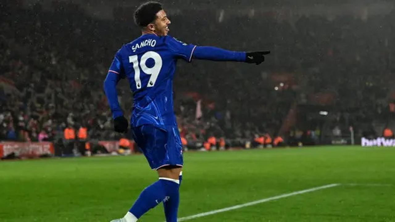 Mourinho Buka Pintu untuk Jadon Sancho, Fenerbahce Siap Gaet Mantan Bintang MU
