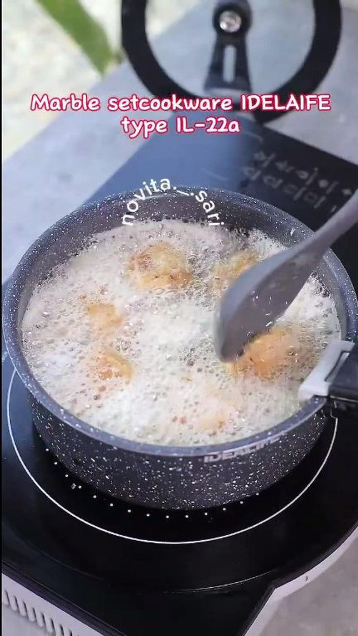 Goreng dengan Api Sedang