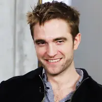 Robert Pattinson sepertinya telah menemukan kekasih terbaru di musim panas ini usai berpisah dari FKA Twigs. (Getty Images/Hollywood Reporter)