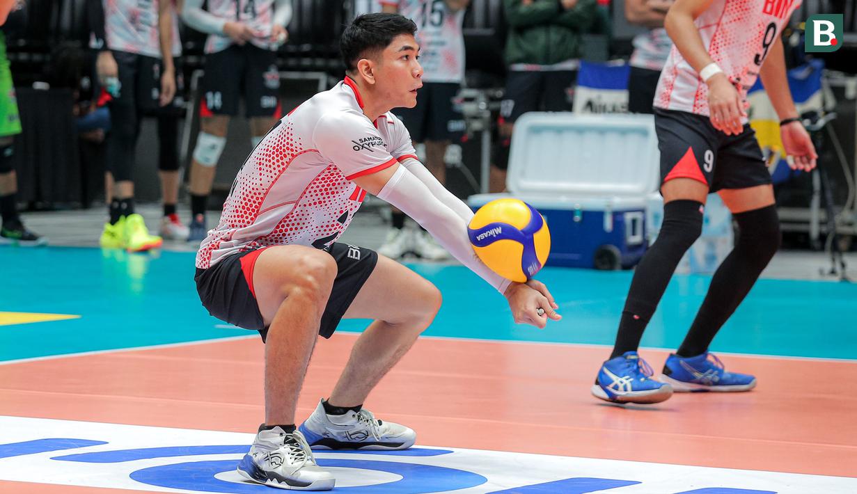 <p>Pemain Jakarta STIN BIN, Luvi Febrian melakukan passing saat menghadapi Palembang Bank SumselBabel pada laga perebutan peringkat ketiga PLN Mobile Proliga 2024 di Indonesia Arena, Senayan, Jakarta, Minggu (21/7/2024). Jakarta STIN BIN kalah 0-3 (17-25, 20-25, 18-25). (Bola.com/Bagaskara Lazuardi)</p>