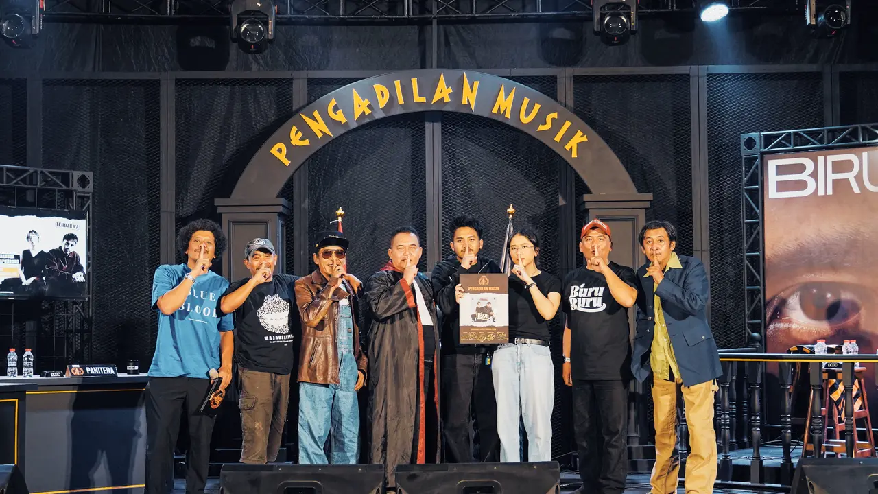 Duo Biru Baru Ungkap Filosofi Nama hingga Eksplorasi Musikalitas di Sidang DCDC Pengadilan Musik