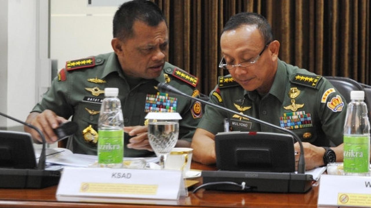 Gelar ratas bahas alutsista, Jokowi singgung pembelian helikopter