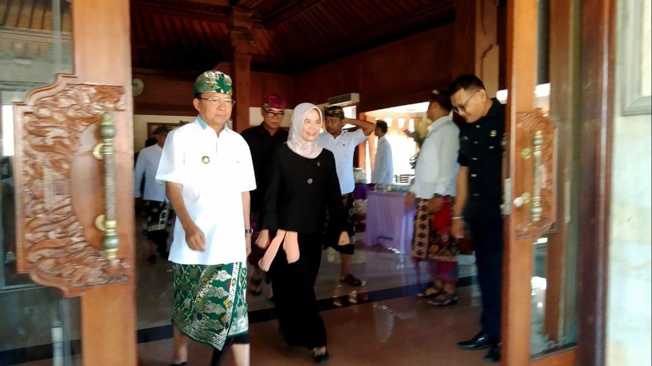 Gubernur Koster berpesan kepada para Pj pengganti dirinya agar menjalankan amanat yang sudah digariskan.