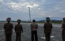 FOTO: Ngeri! Korea Utara Tembakkan Rudal Balistik Berhulu Ledak Monster