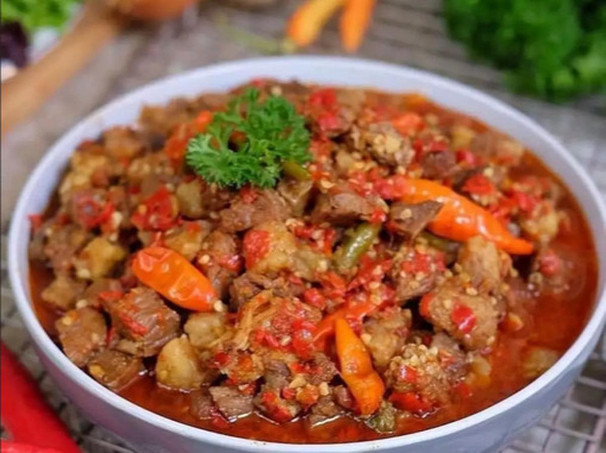 4. Resep Oseng Mercon Sapi Pedas<br>