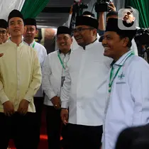 Wakil presiden terpilih 2024 Gibran Rakabuming Raka menghadiri acara Halal Bihalal Pengurus Besar Nahdlatul Ulama (PBNU) di Kantor PBNU Jalan Kramat Raya, Jakarta Pusat, Minggu (28/4/2024). (merdeka.com/Arie Basuki)