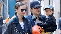 Wow, Orlando Bloom Habiskan Waktu Bersama Anak