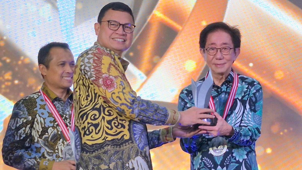 Sido Muncul Raih BPOM Achievement Award, Tegaskan Komitmen Jamu Ilmiah dan Aman
