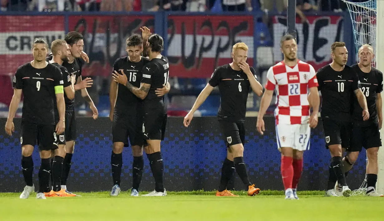 Timnas Austria pun memimpin klasemen UEFA Nations League A Grup 1 dengan unggul selisih gol dengan Denmark yang sama-sama menuai 3 poin. (AP/Darko Bandic)