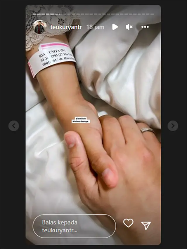 [Fimela] Ria Ricis dan Teuku Ryan