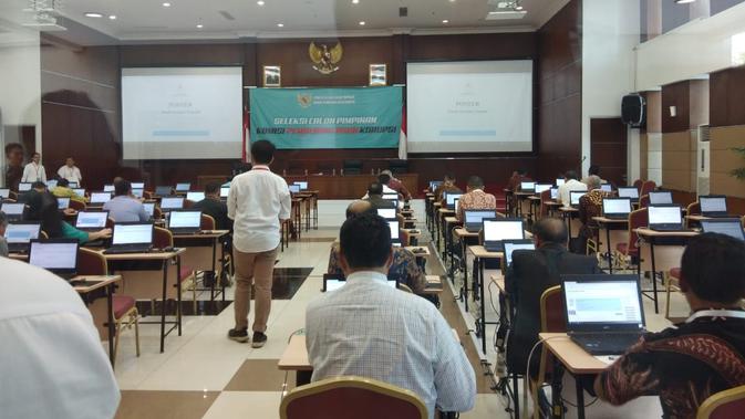 Suasana uji kompetensi capim KPK, di Pusdiklat Sekretariat Negara (Setneg), Jalan Gaharu I, Cilandak, Jakarta Selatan, Kamis (18/7/2019). (Liputan6.com/Ady Anugrahadi)