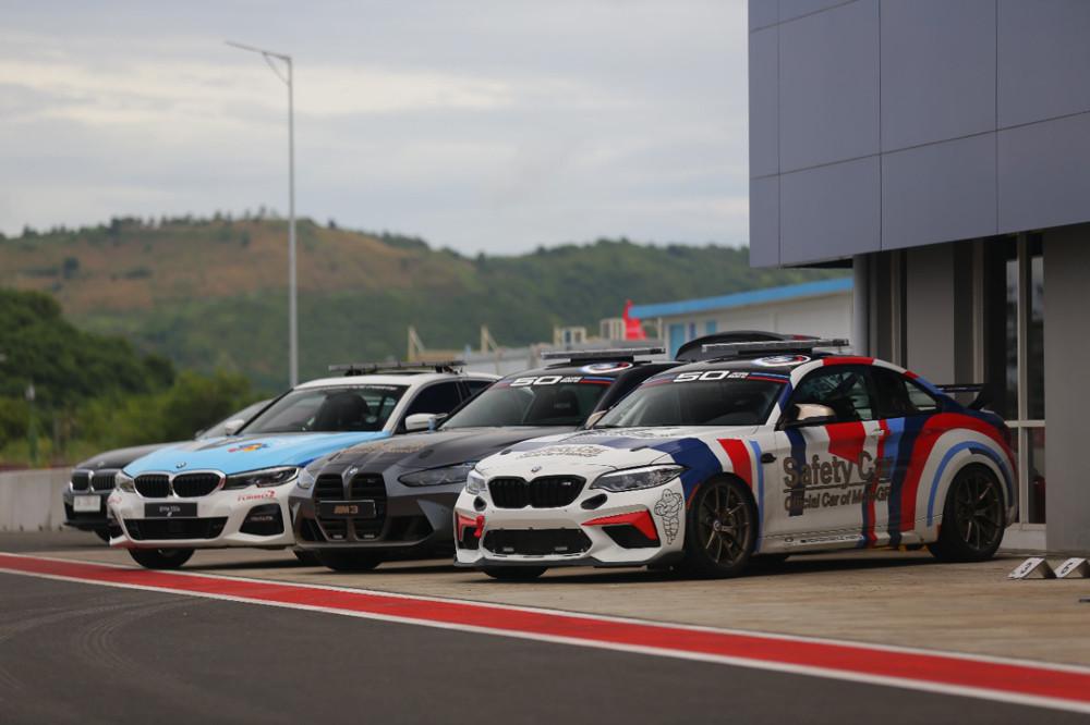 BMW M3 Competition dan BMW M2 CS Racing (BMW Indonesia)