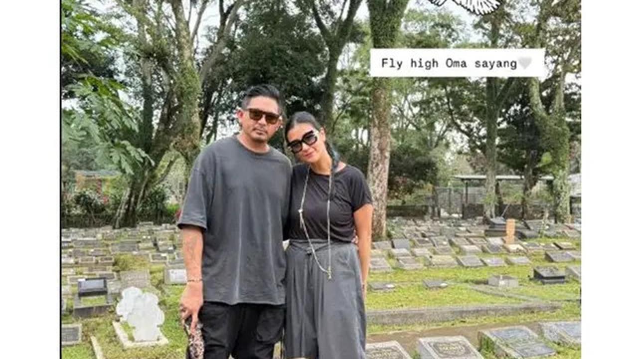 6 Potret Kenangan Sharena Delon dan Nenek Tercinta, Meninggal di Usia 101 Tahun