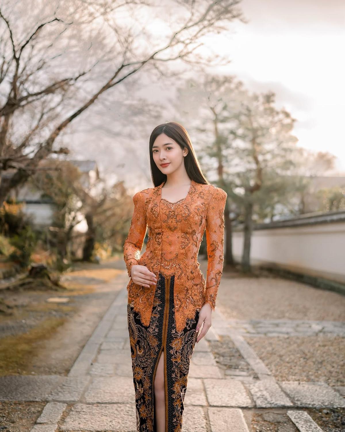 8 Inspirasi Model Kebaya Ala Dara Sarasvati, Cocok untuk Berbagai Momen Istimewa