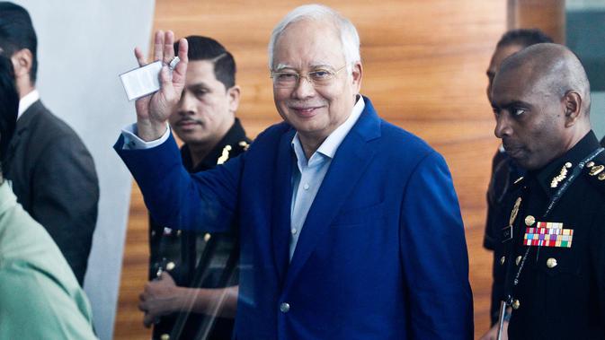 Mantan Perdana Menteri Malaysia, Najib Razak, tersandung kasus korupsi SWF Malaysia, yakni 1MDB. (AP/Sadiq Asyraf)