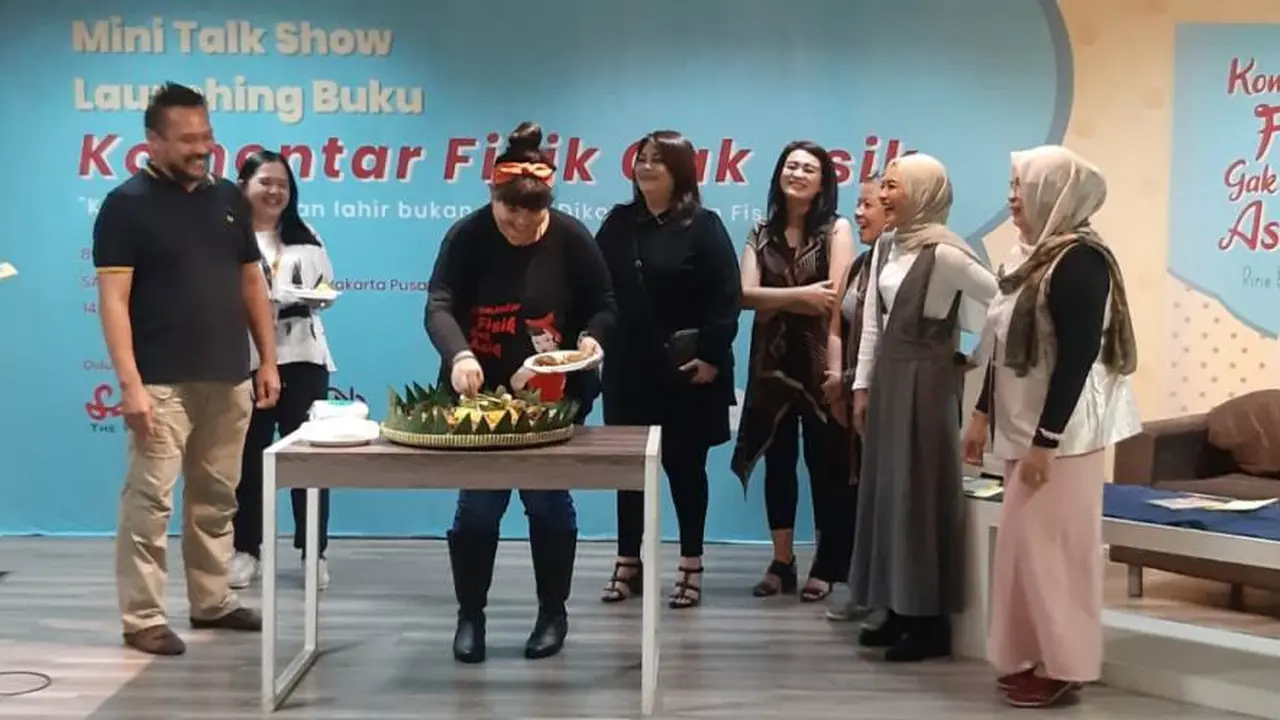 Mengajak Perempuan Mencintai Diri Sendiri Lewat Buku 'Komentar Fisik Ngak Asik'