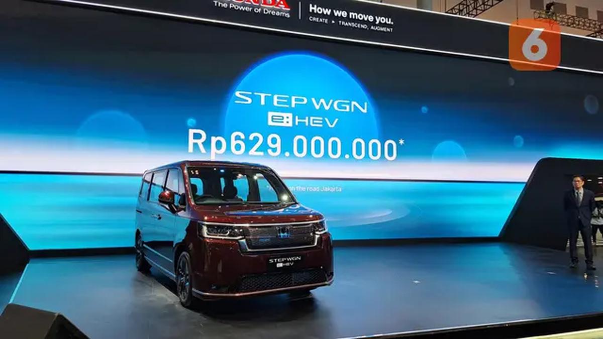 Honda STEP WGN e:HEV di GIIAS 2025. (Liputan6.com/Arief Aszhari)