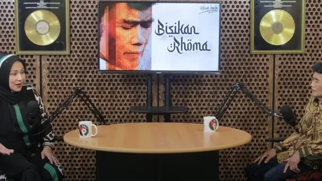 Obrolan Rhoma Irama dan Camelia Malik. (Foto: YouTube Rhoma Irama Official)