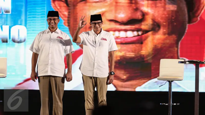 Cagub DKI nomor urut tiga Anies Baswedan dan Sandiaga Uno 