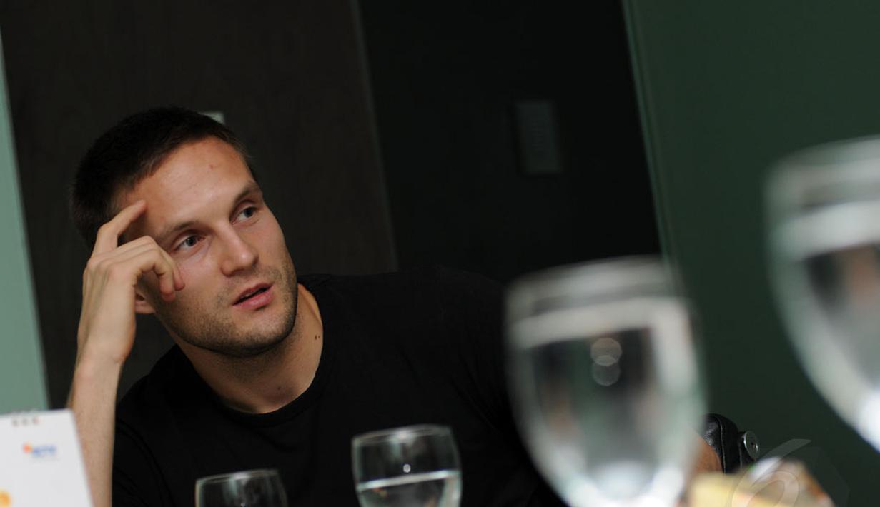 Martin Vunk saat menjawab beberapa pertanyaan tim redaksi Liputan6.com, Jakarta (10/12/2014). (Liputan6.com/Helmi Fithriansyah)