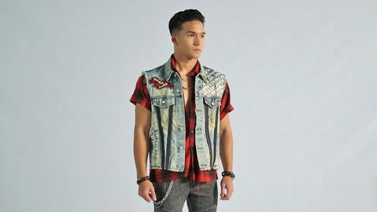 7 Potret Rafael Adwel, Lawan Main Fuji dalam Film Bukan Cinderella