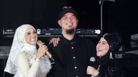 Ahmad Dhani bersama Mulan Jameela dan Elvy Sukaesih. (Bambang E ros/Fimela.com)