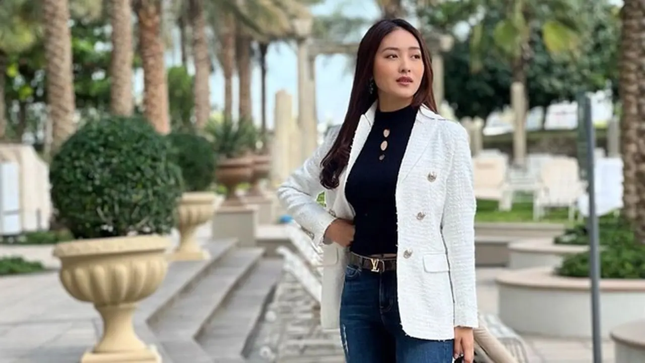 7 Potret Natasha Wilona Liburan di Dubai, Jajal Wahana yang Pacu Adrenalin