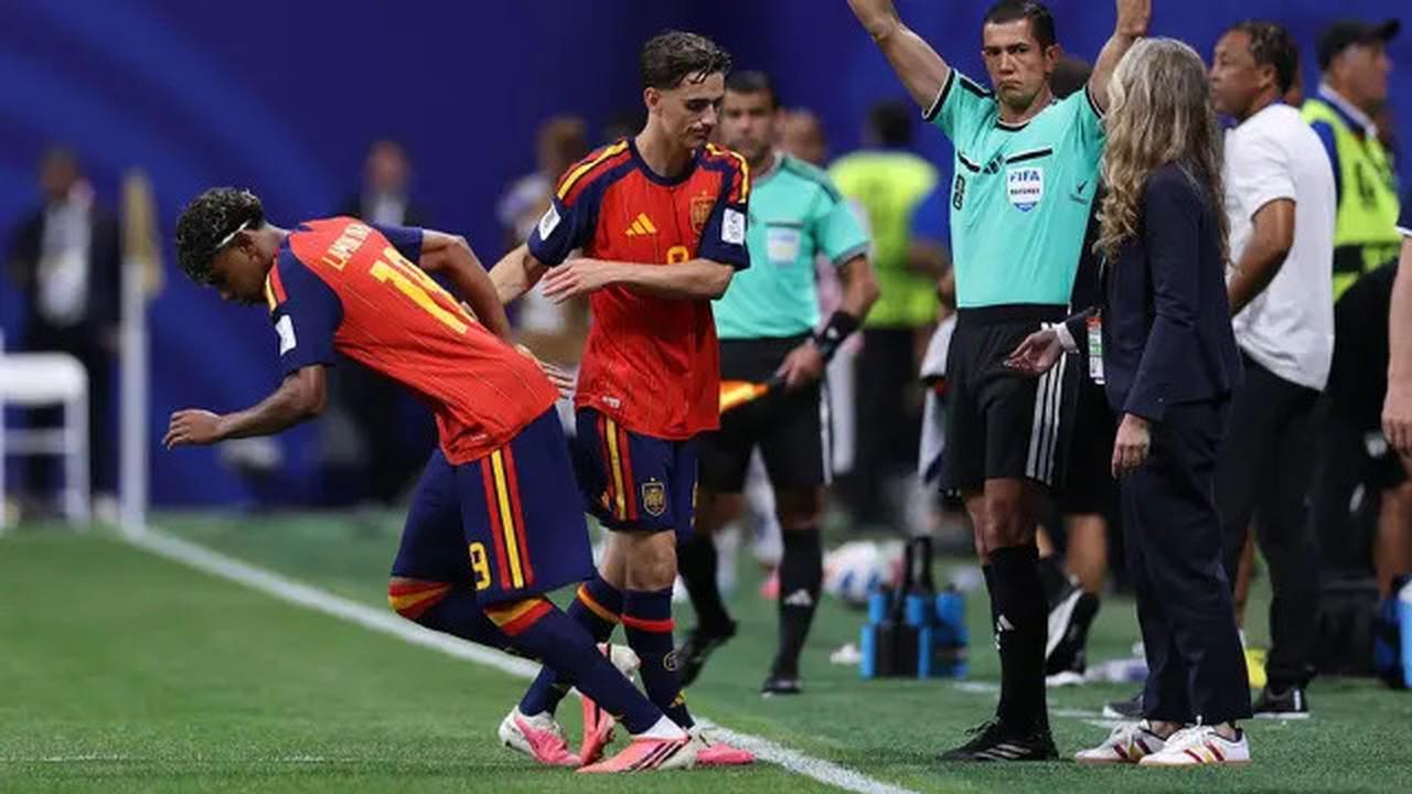 Lamine Yamal Berpeluang Jadi Starter Saat Spanyol Hadapi Arab Saudi