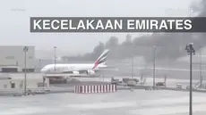 Pesawat Emirates Airlines EK521 terbakar saat mendarat di Bandara Internasional Dubai, Uni Emirat Arab. Pesawat yang berangkat dari India itu, menyentuh landasan dengan keras, di bagian perut. Tidak ada korban akibat kecelakaan itu. 