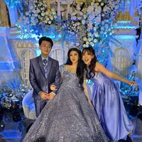 Seleb TikTok, Cahya baru saja melangsungkan pernikahannya dengan Andre pada 27 November 2023. [@happy_asmara77]