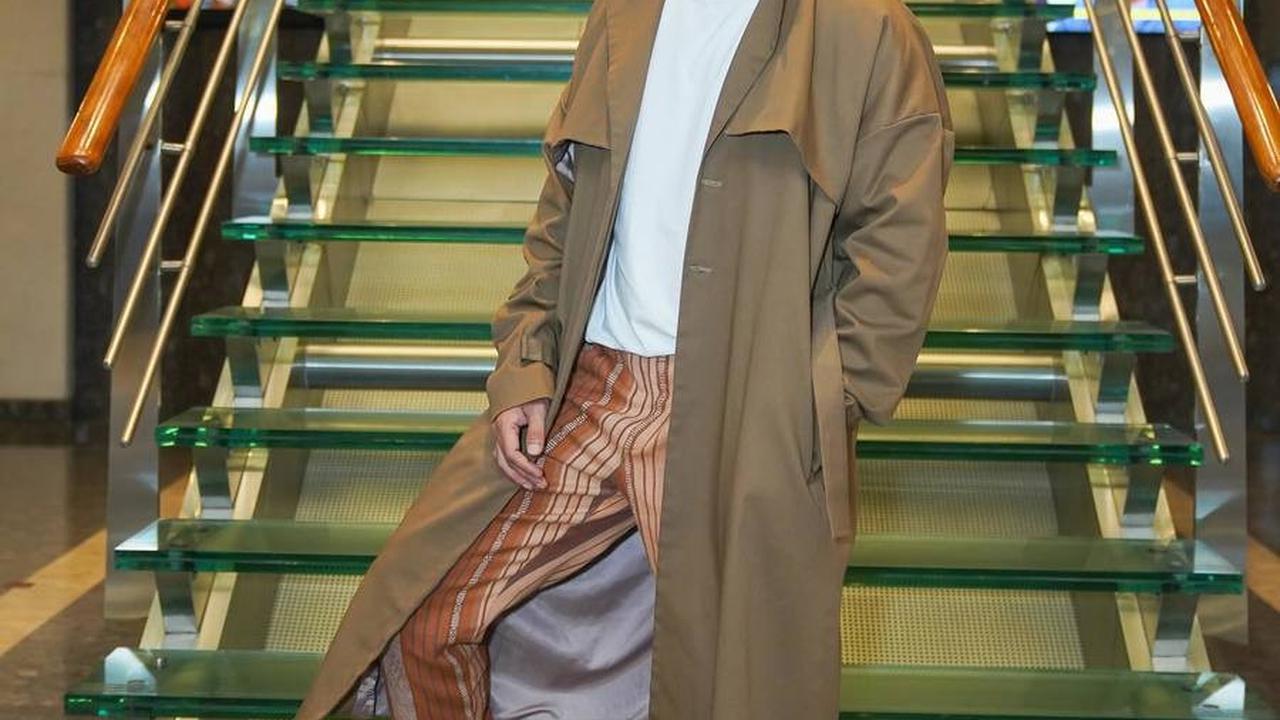 Paula Verhoeven tidak menemani Baim Wong saat menonton langsung Olimpade Paris 2024 pada Agustus lalu, karena ia tengah menghadiri acara fashion di Senayan, Jakarta Pusat.<br>