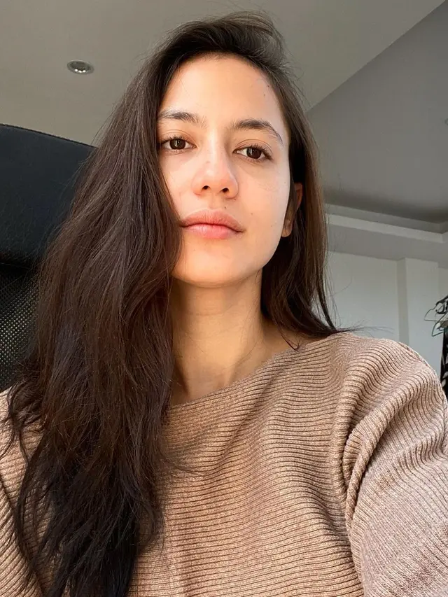 6 Seleb Indonesia Ini Tak Segan Unggah Foto Tanpa Makeup, Banjir Pujian