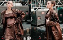 Beli Peniti, 6 Foto Mahalini dengan Kostum Panggung Kreatif yang Bikin Terpukau