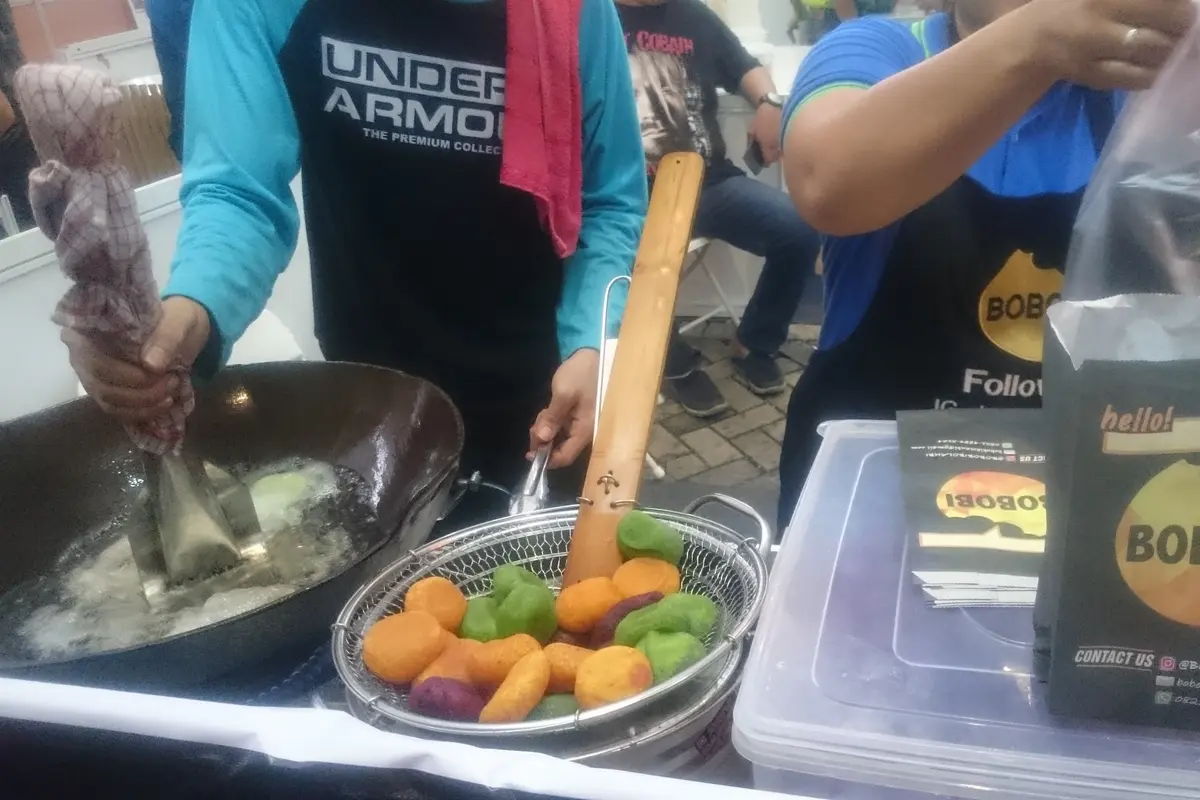 Bobobi kuliner bola ubi kekinian