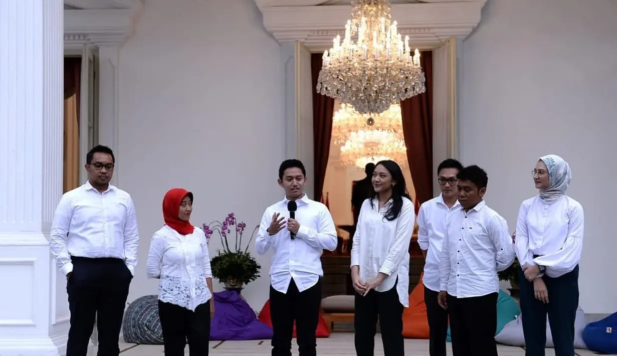 Putri Tanjung (Instagram/putri_tanjung)