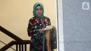 Istri Wali Kota Medan nonaktif Dzulmi Eldin, Rita Maharani Dzulmi Eldin bersiap untuk menjalani pemeriksaan di Gedung KPK, Jakarta, Senin (11/11/2019). Rita Maharani diperiksa dalam perkara dugaan suap proyek dan jabatan di Pemerintah Kota Medan tahun 2019. (merdeka.com/Dwi Narwoko)